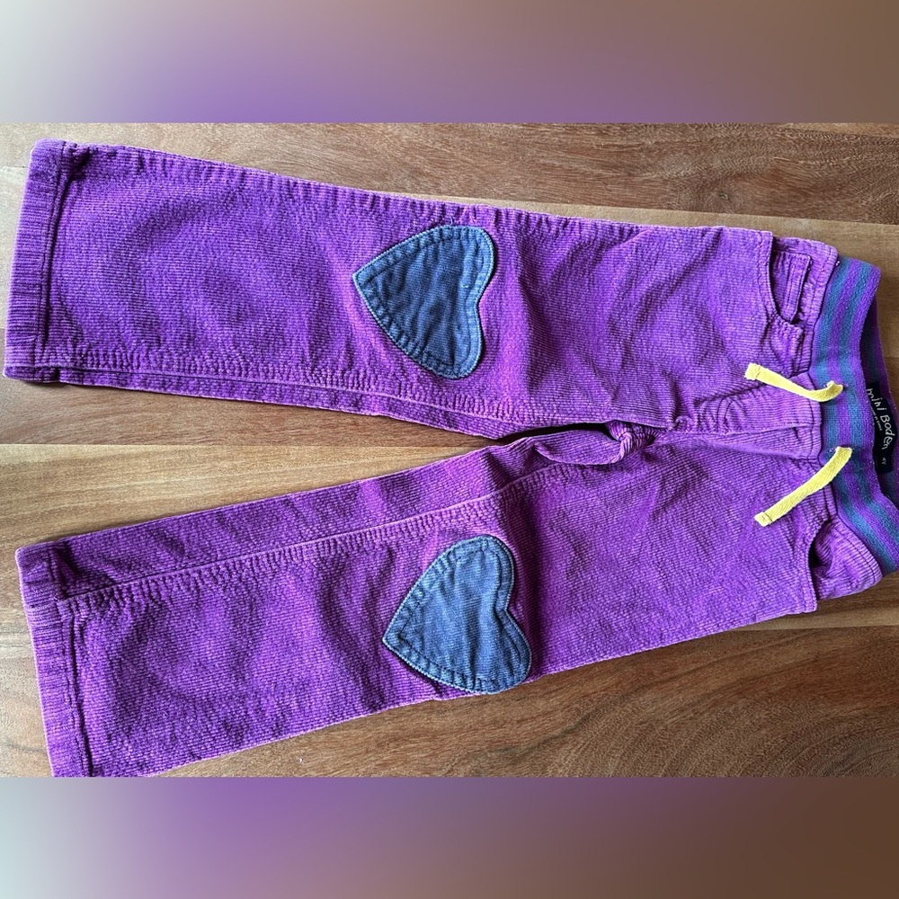 4Y Mini Boden Purple Kids Casual Bottoms with Heart Patches